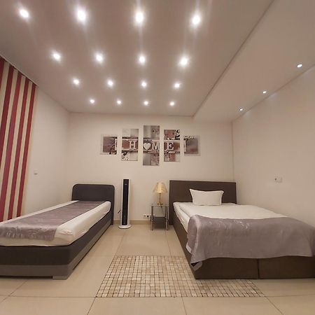 Gemuetliches J&L Apartment Nahe Des Hauptbahnhofes Баден-Баден Экстерьер фото